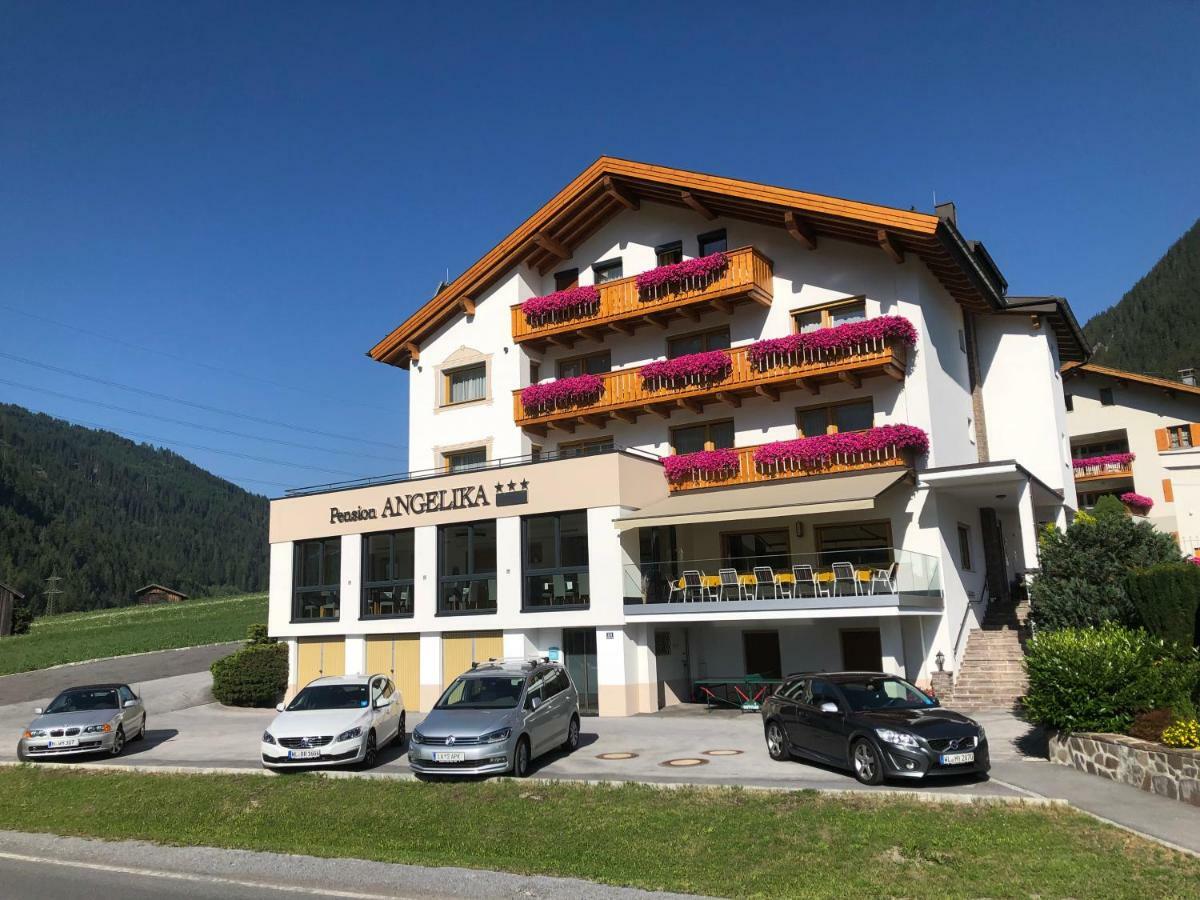Pension Angelika Петной-ам-Арльберг Экстерьер фото